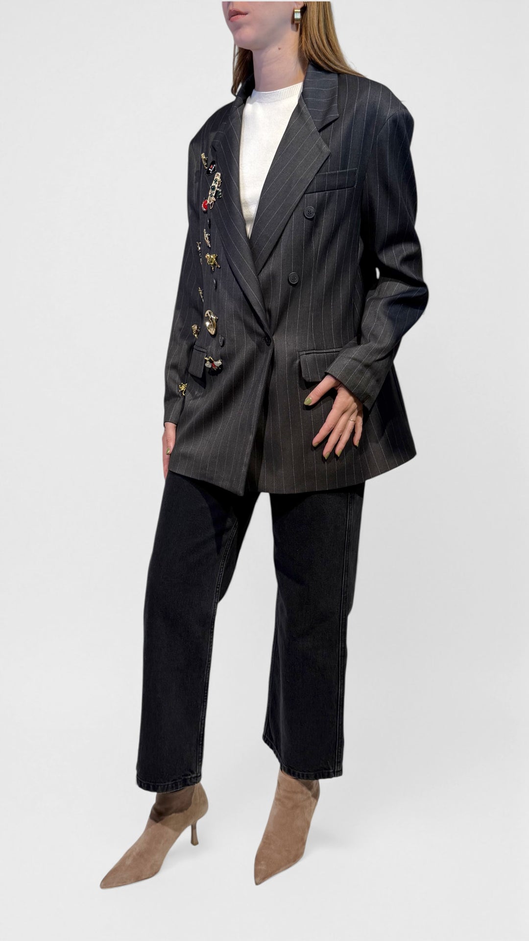 TENSIONE IN - BLAZER DOPPIOPETTO CON SPILLE