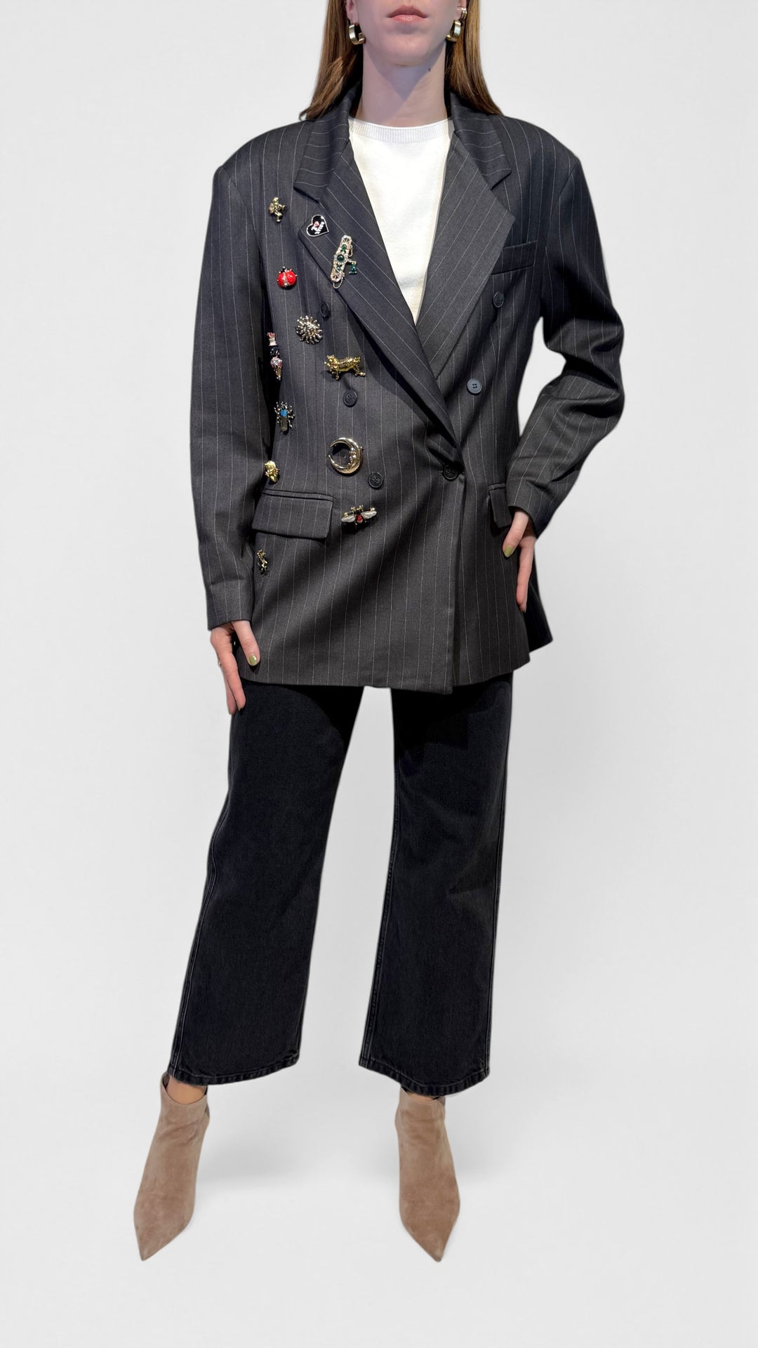 TENSIONE IN - BLAZER DOPPIOPETTO CON SPILLE