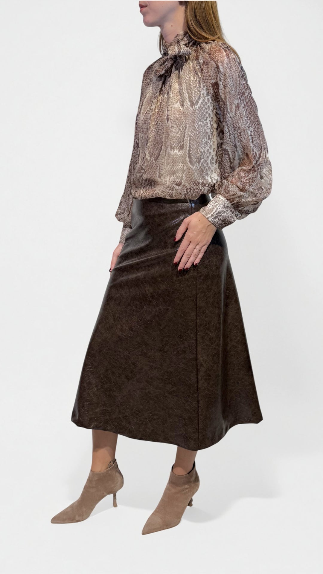TENSIONE IN -  BLUSA ANIMALIER CON FIOCCO